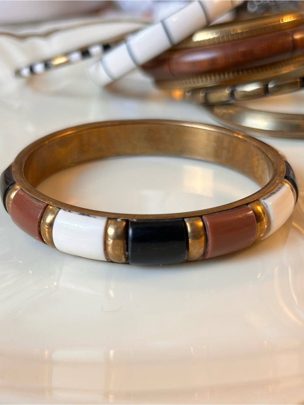 Lot of 6 Mixed Media Brass Bangles | Resin Wood Enamel Stack Bracelets Boho - Picture 5 of 8